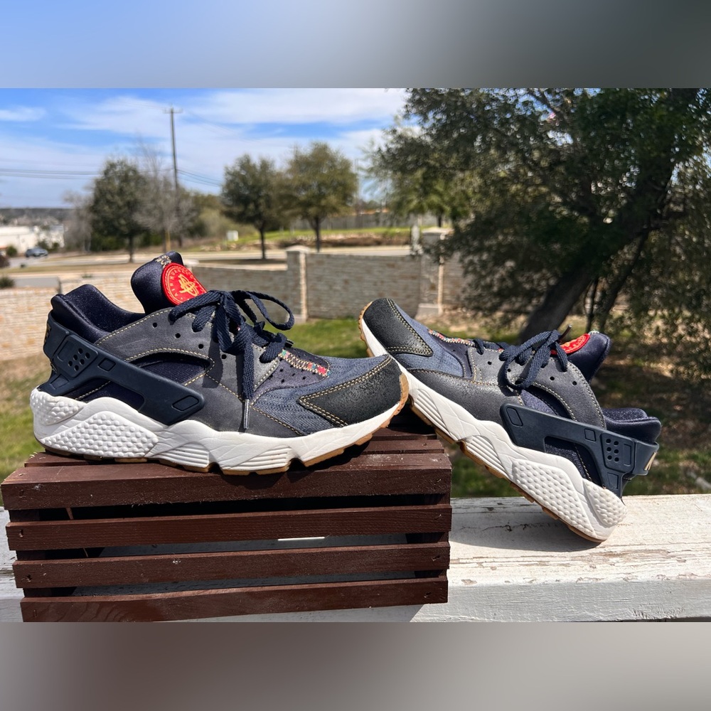 Nike Air Huarache Run SE 'Afro Punk' Navy/Denim/Gold Men's Sneakers Size 10